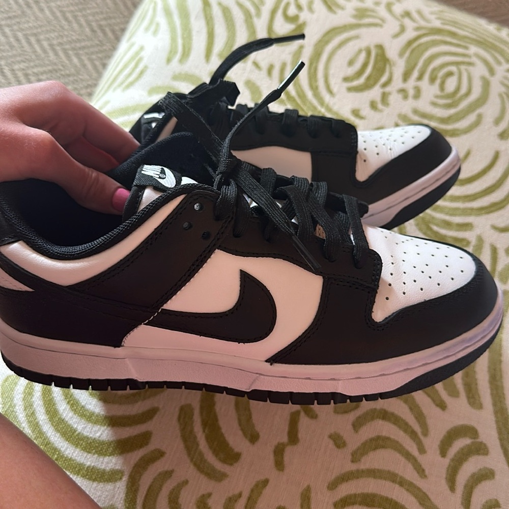 Nike pandas